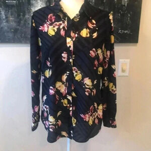 Banana Republic Women’s Classic Fit Floral Long Sleeved Button Front Shirt Top-M